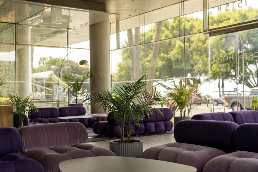 Shore Hotel