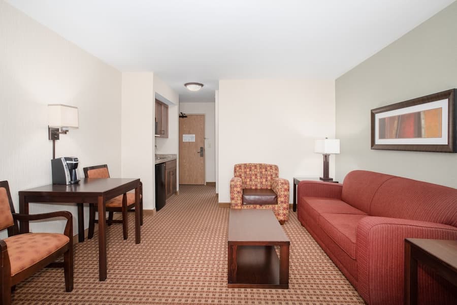 Holiday Inn Express & Suites Gillette by IHG