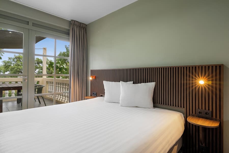 Sonesta Hotels & Resorts Livingstone Curacao