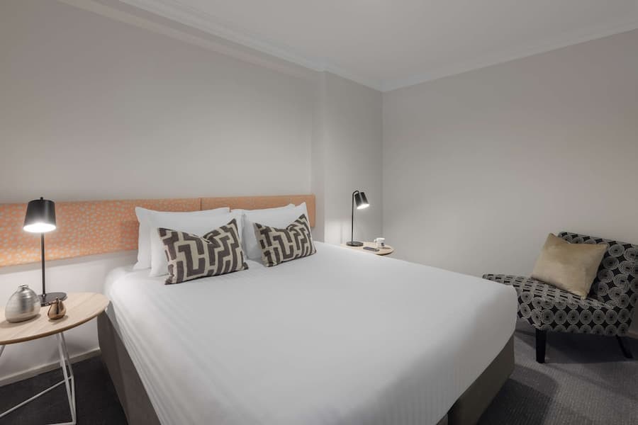 Oaks Perth Hotel