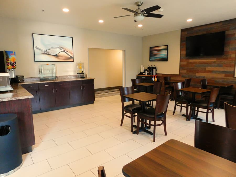 Island Suites