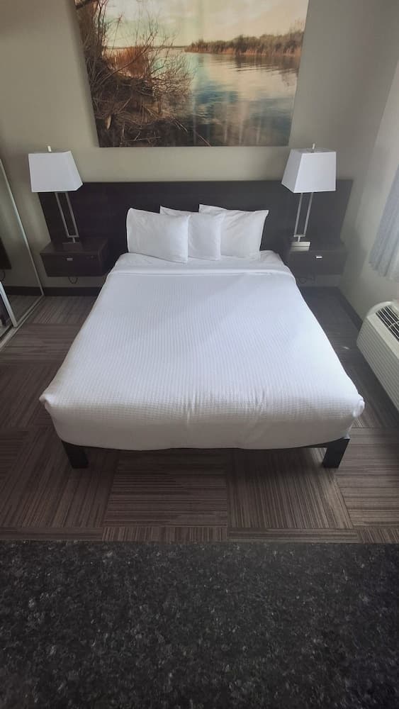 Island Suites