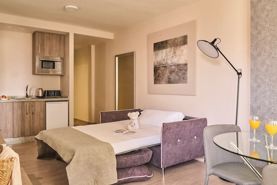 Ona Marbella Inn