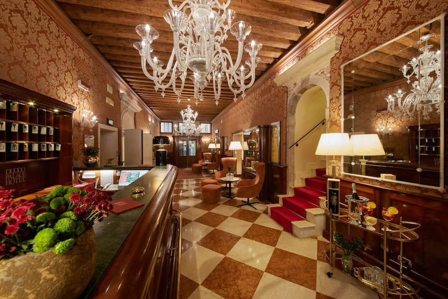 Duodo Palace Hotel