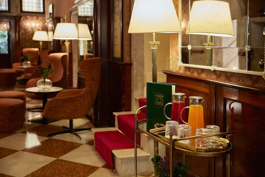 Duodo Palace Hotel