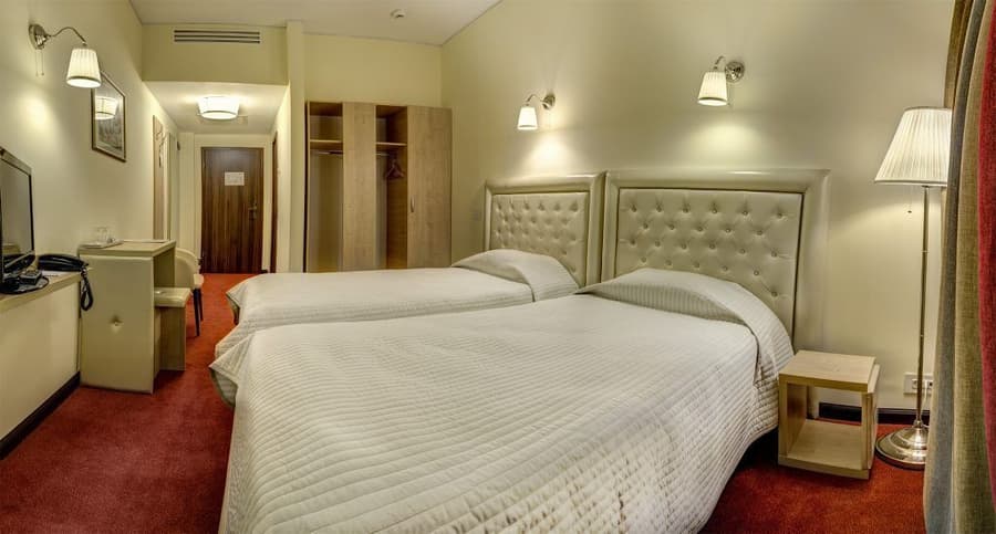Hotel Capitol