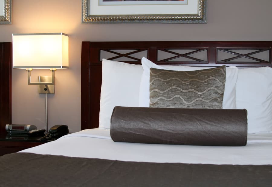 Red Lion Inn and Suites