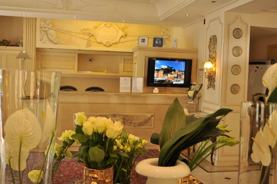 Hotel Jolanda