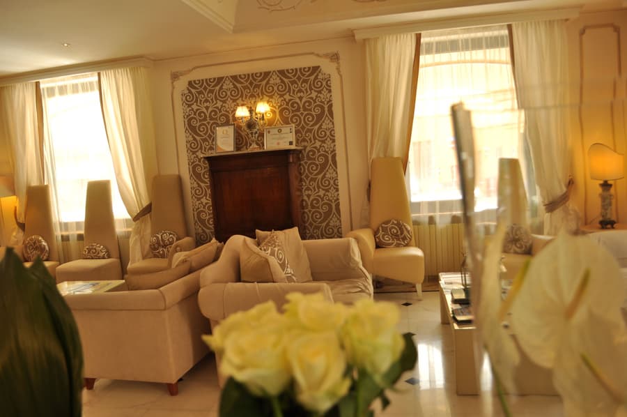 Hotel Jolanda