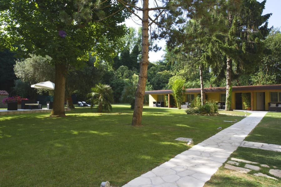 Viktoria Palace Hotel