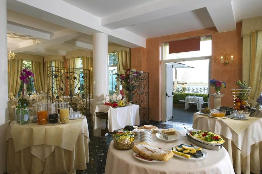 Viktoria Palace Hotel