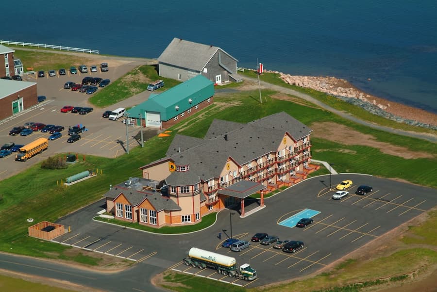 Super 8 by Wyndham Caraquet