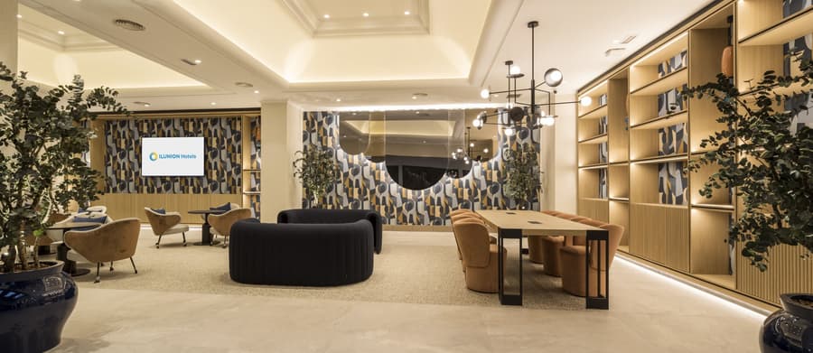 Hotel ILUNION Les Corts Spa