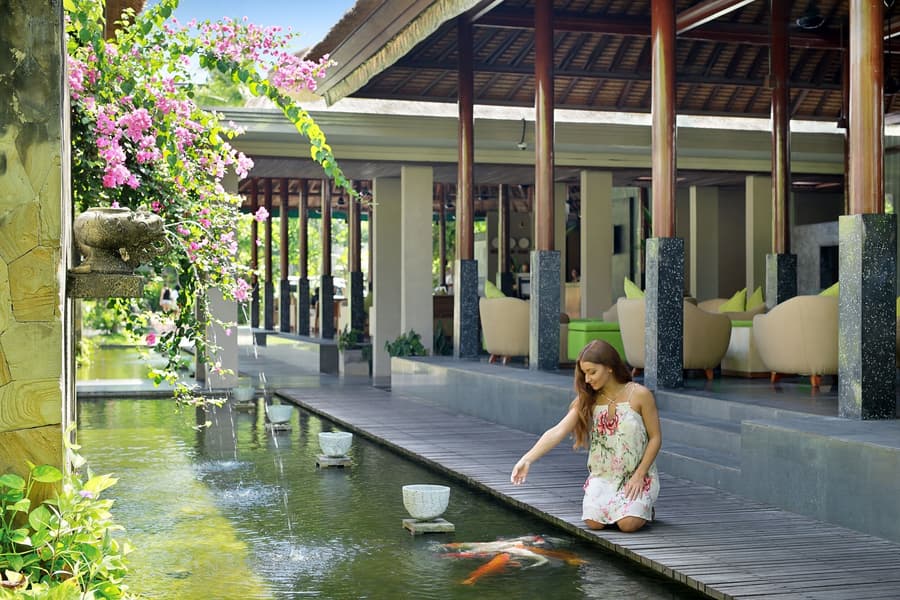 Legian Beach Hotel