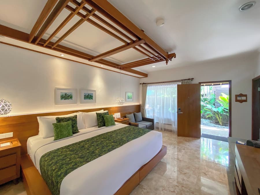 Legian Beach Hotel