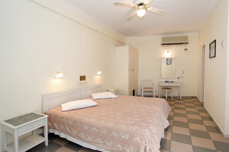 Kamari Beach Hotel