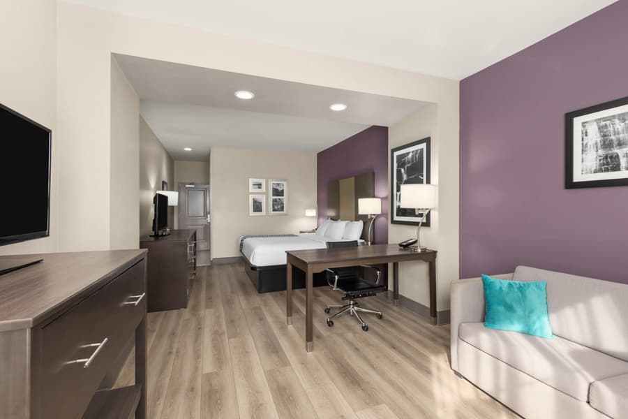 La Quinta Inn & Suites by Wyndham Chattanooga - Lookout Mtn
