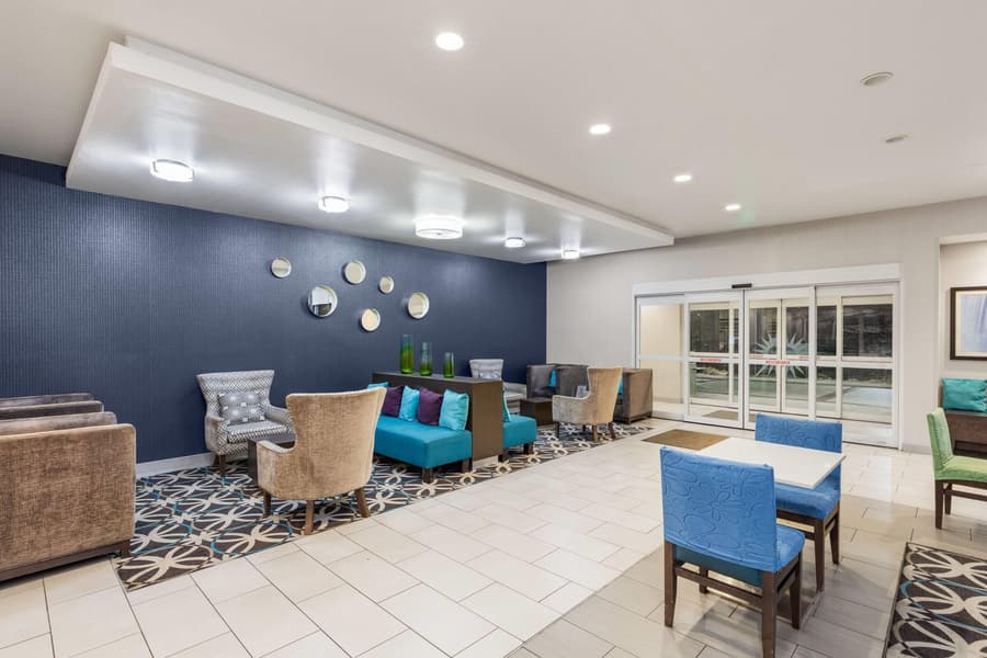 La Quinta Inn & Suites by Wyndham Chattanooga - Lookout Mtn