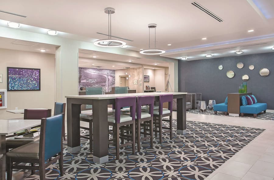 La Quinta Inn & Suites by Wyndham Chattanooga - Lookout Mtn