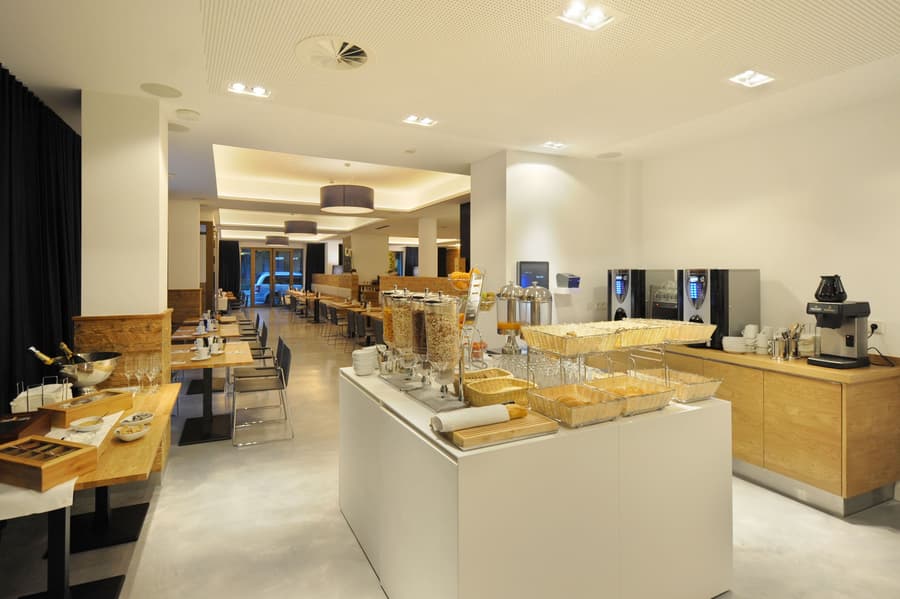 Bayer 89 Vi Vadi Hotel
