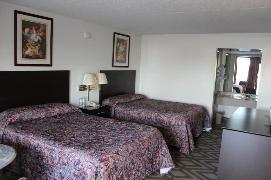 Tourway Inn