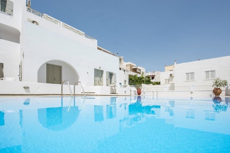 Nissos Thira Hotel