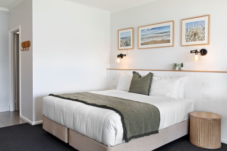 Mariners Cove at Paynesville Motel & Apartments