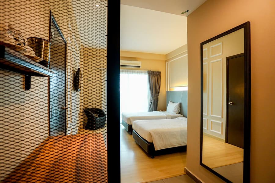 Marvelux Hotel