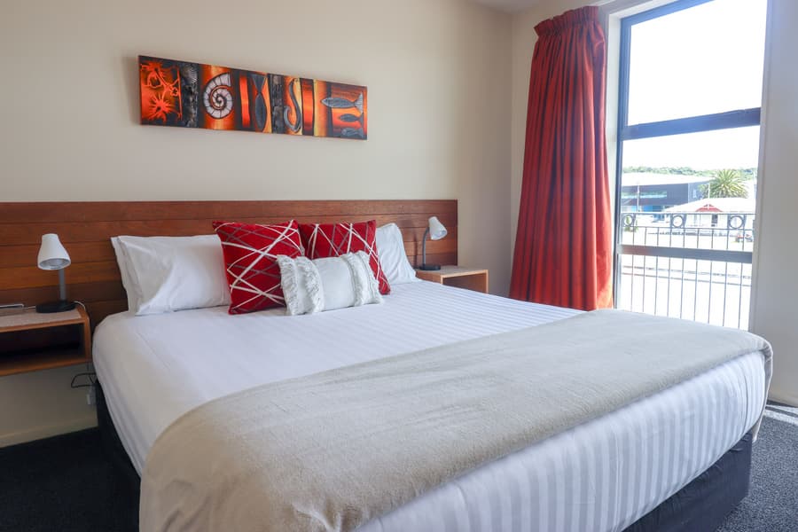 Coleraine Suites & Apartments