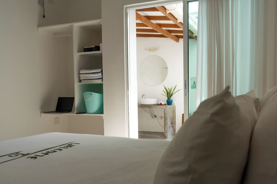 Vaali Maldives Island Escapes & Dive