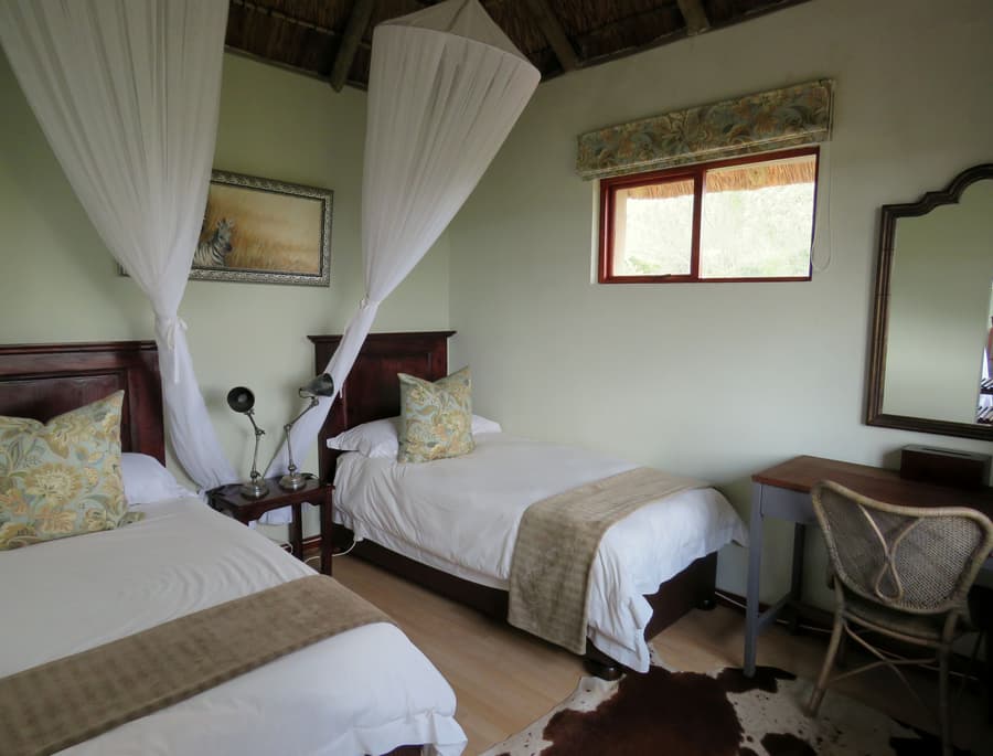 Woodbury Lodge - Amakhala Game Reserve