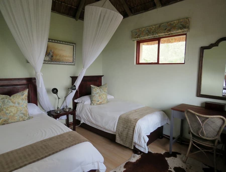 Woodbury Lodge - Amakhala Game Reserve