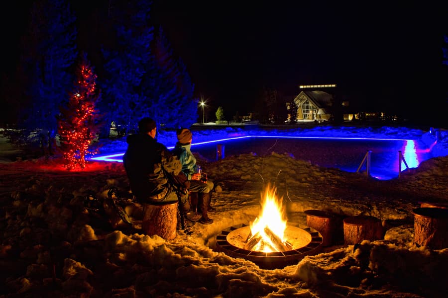 Old Faithful Snow Lodge & Cabins - Inside the Park