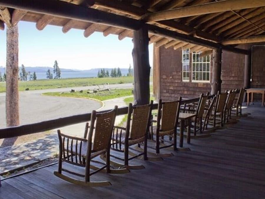 Lake Lodge Cabins - Inside the Park
