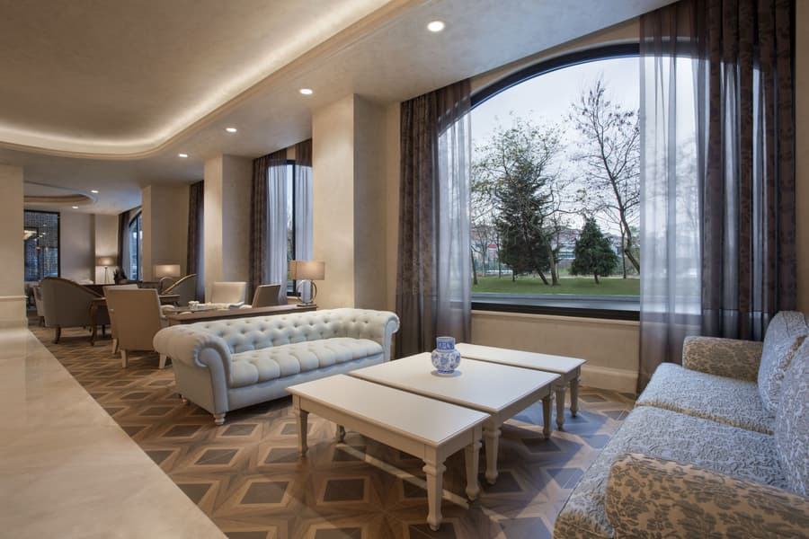Lazzoni Hotel