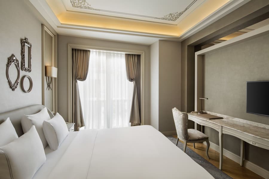 Lazzoni Hotel