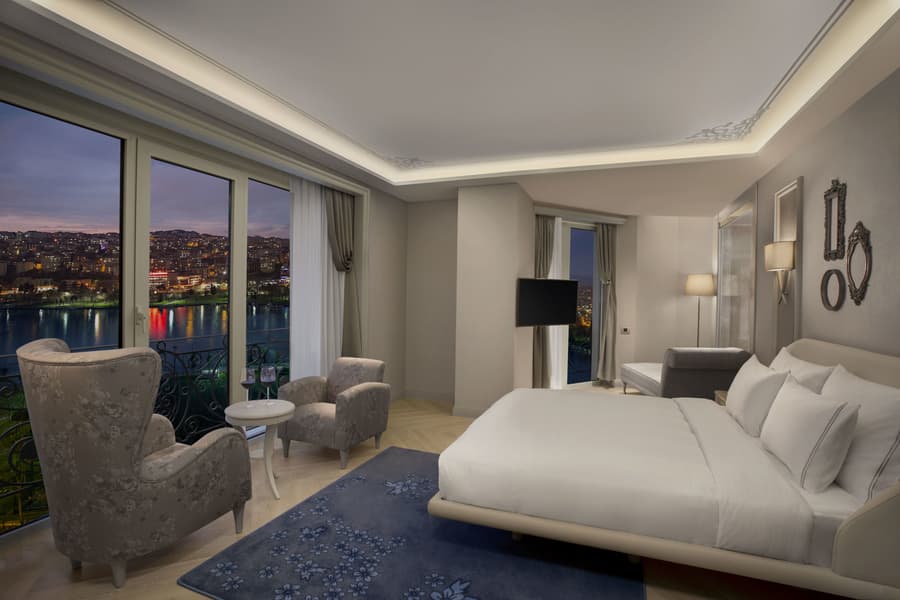 Lazzoni Hotel