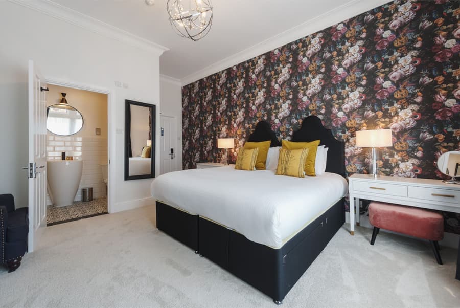 Florence House Hotel & Restaurant