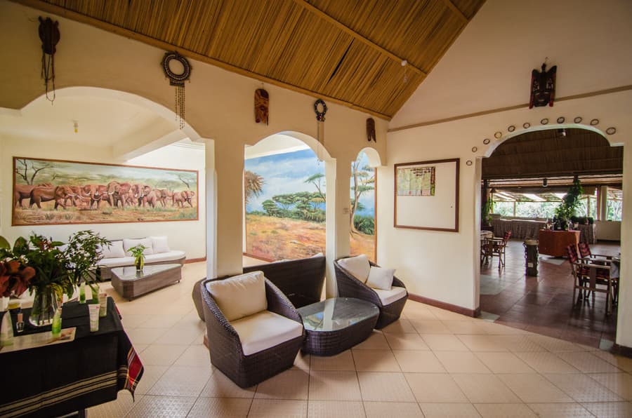 Sentrim Mara Game Lodge