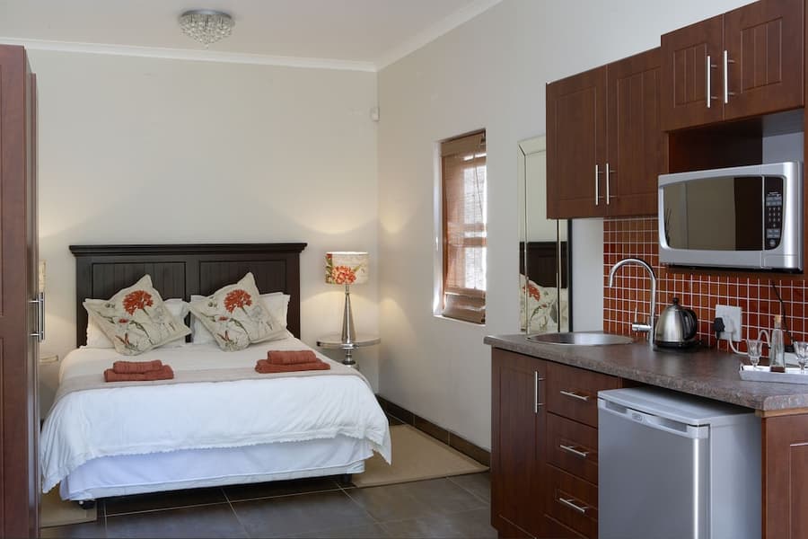 Yellow Aloe Guesthouse