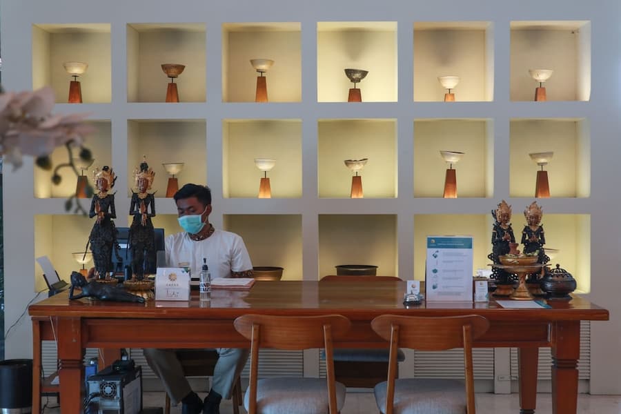 The Cakra Hotel