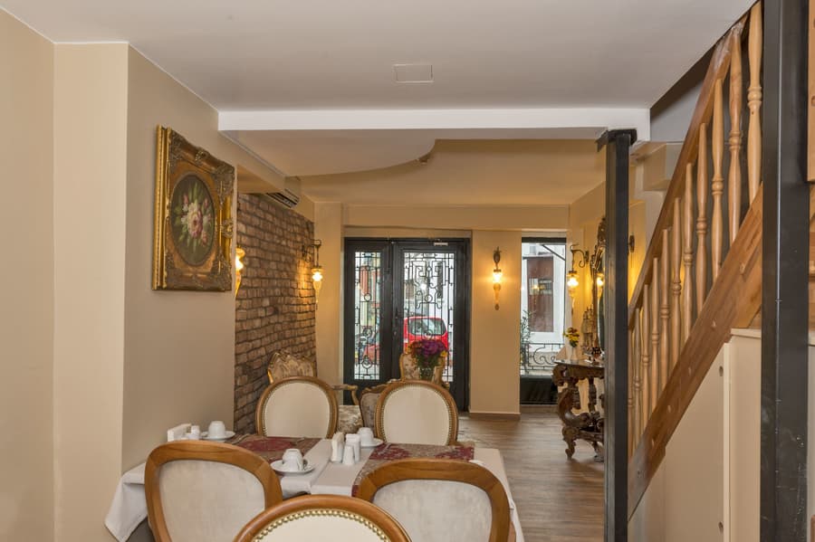 By Murat Royal Hotels