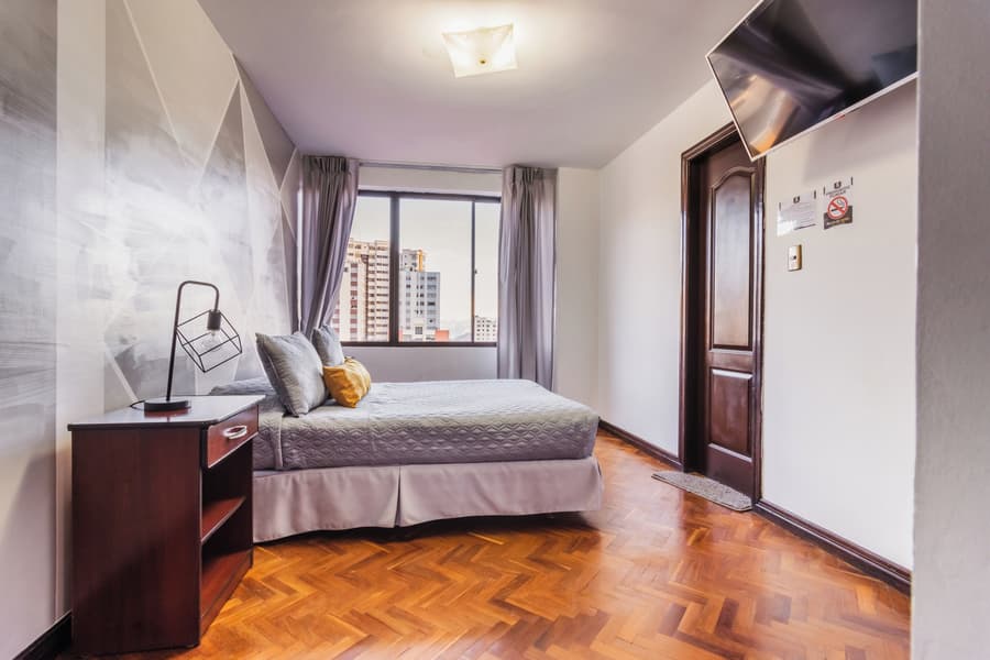 Elegance  Hotel