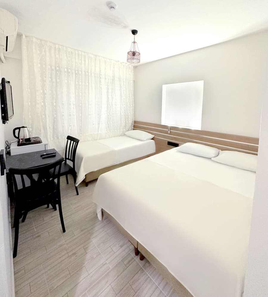 Menesa Hotel
