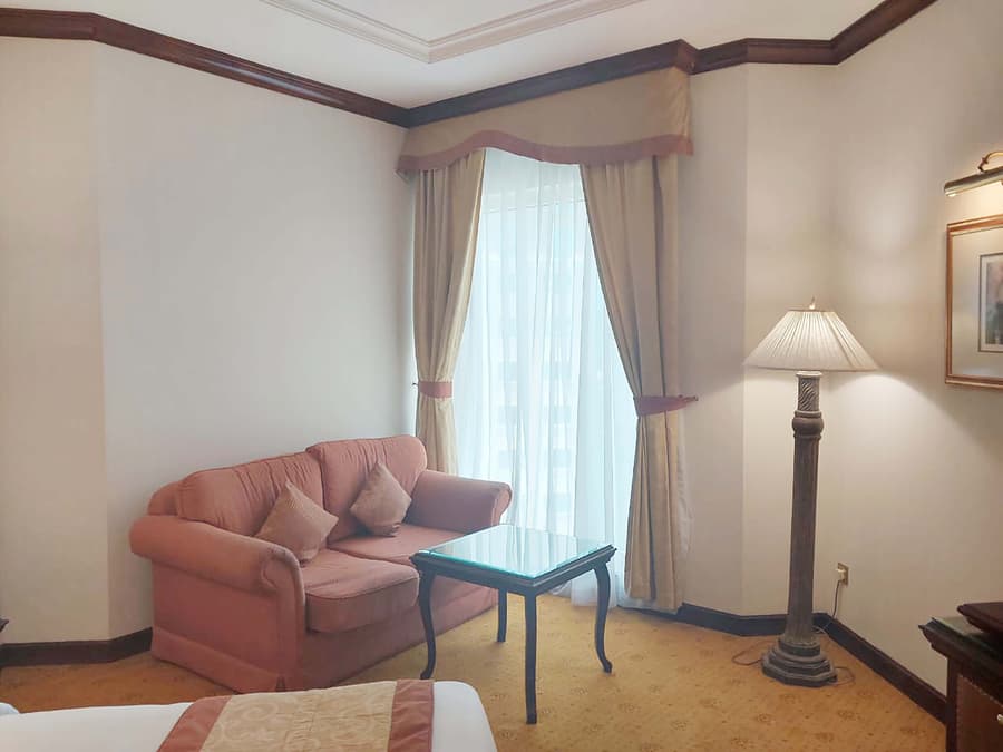 Knight Castle Hotel