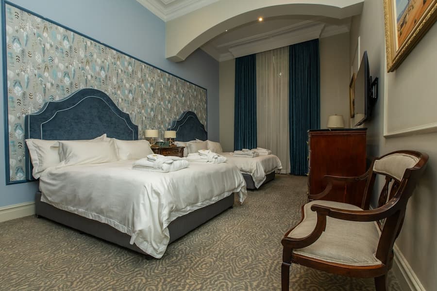 The Monarch Hotel