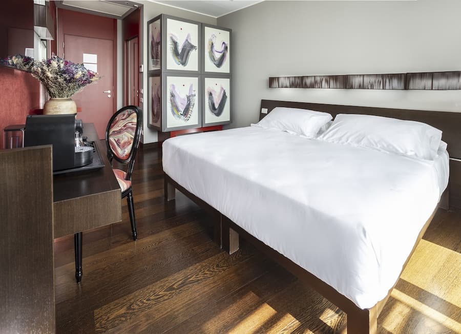 Welcome Hotel