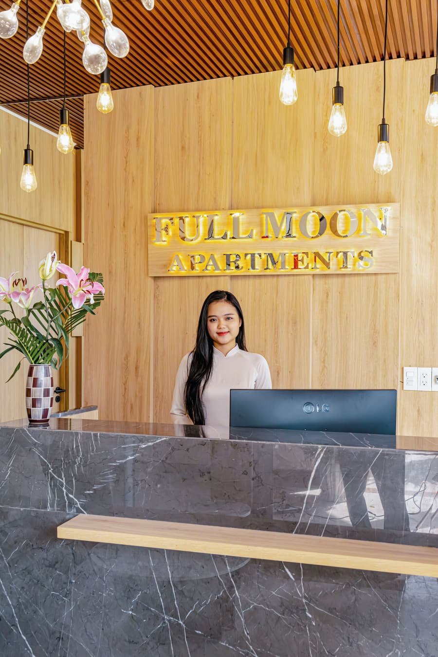 Full Moon Apartments