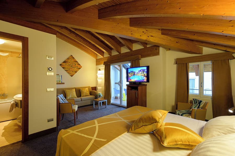 Color Hotel Style, Design & Gourmet