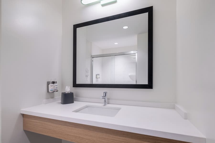 Garner Hotel North Bergen - NYC Gateway by IHG